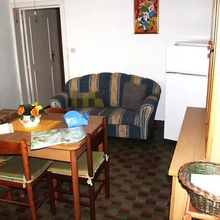 Bilo Giuggianello Apartmán *